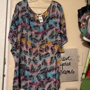 Like new size 1x pink euvelope blouse